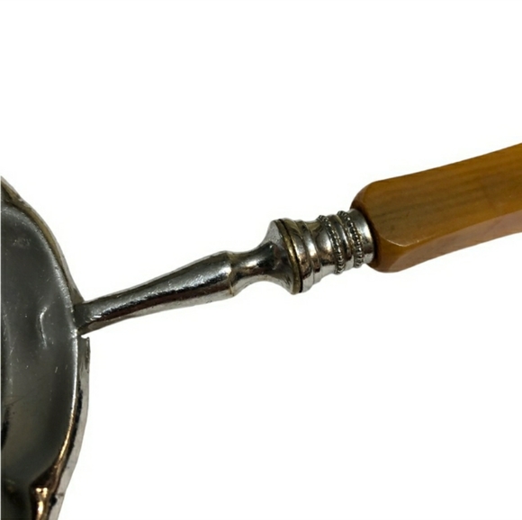 Vintage Flower Tea Strainer with Bakelite HandleVintage! - Picture 4 of 8